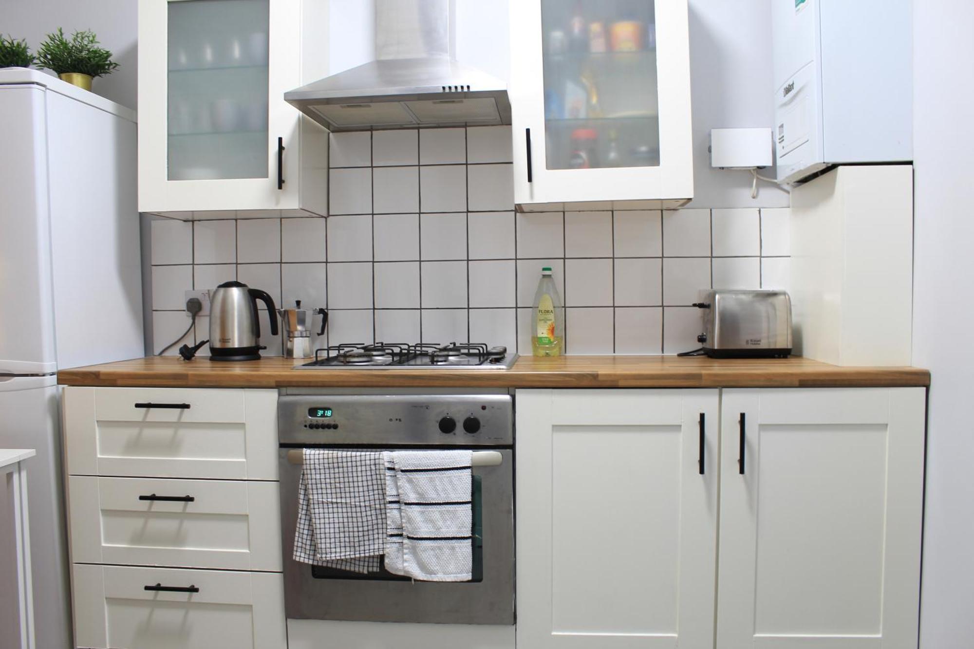 Appartamento Modern Ground Floor Flat - 15 Min To Central Londra Esterno foto